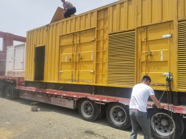 东营发电机出租100KW发电机需要什么规格的电缆线？