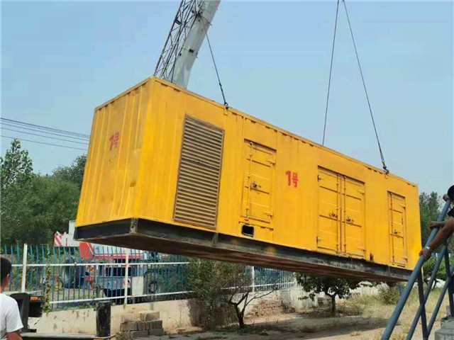 东营300KW柴油发电机组油耗是多少？